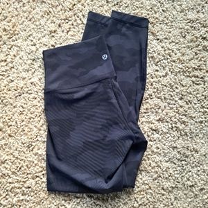 Lululemon Wunder Under Luxtreme HR Tights 25"